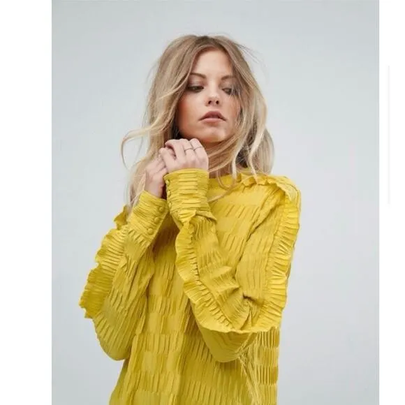 Y.A.S. dress Medium Yasdiana long sleeve pleats Issey ruffle modern yellow gold
