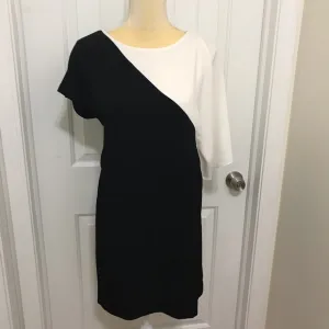 Zara asymmetrical black and white dress small
