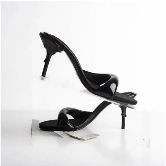 Zara Black Stiletto Heels with Matte Finish
