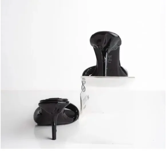 Zara Black Stiletto Heels with Matte Finish