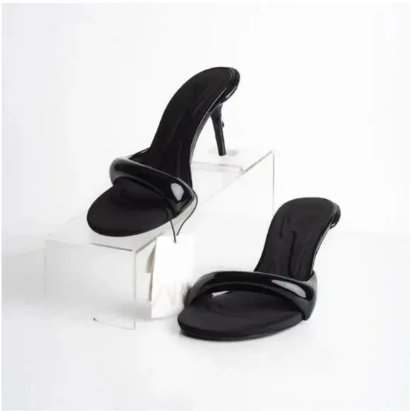 Zara Black Stiletto Heels with Matte Finish
