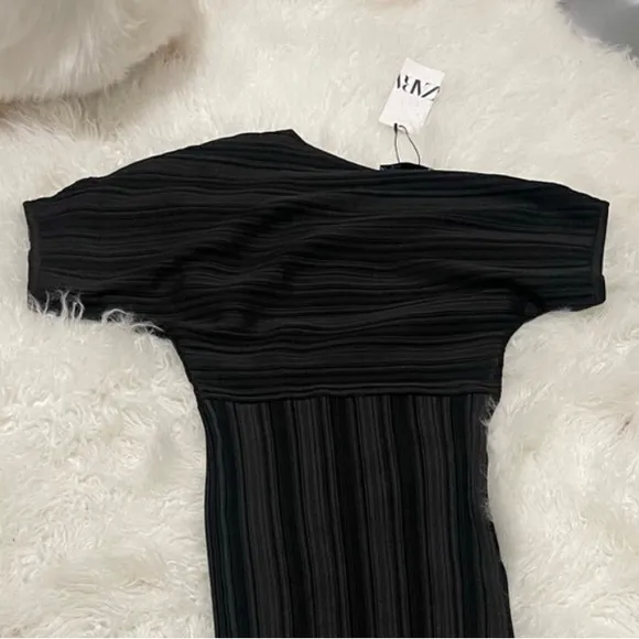 Zara Rip Knit Asymmetric classic dress. Black, size small.