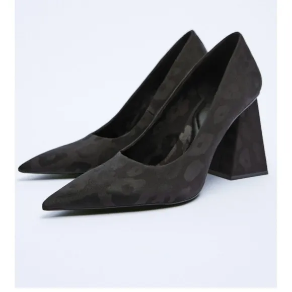 ZARA SHOES 👠 NWT Women’s BLACK GEOMETRIC HEEL POINTED TOE DRESS SHOE SIZE 37