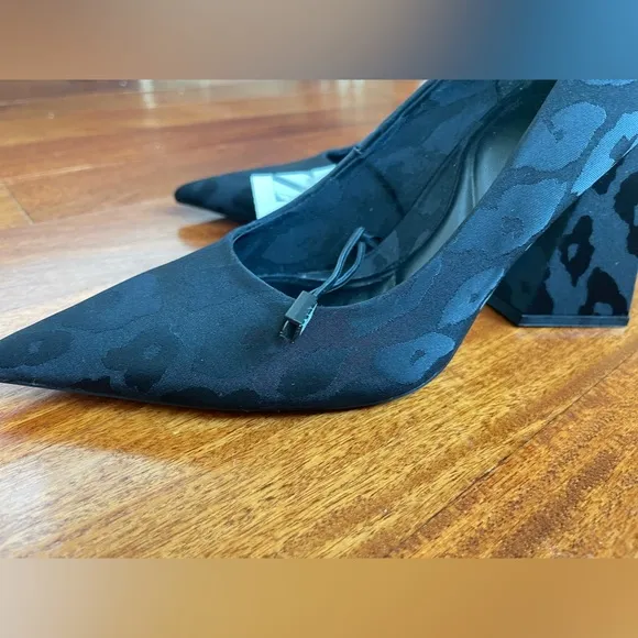 ZARA SHOES 👠 NWT Women’s BLACK GEOMETRIC HEEL POINTED TOE DRESS SHOE SIZE 37