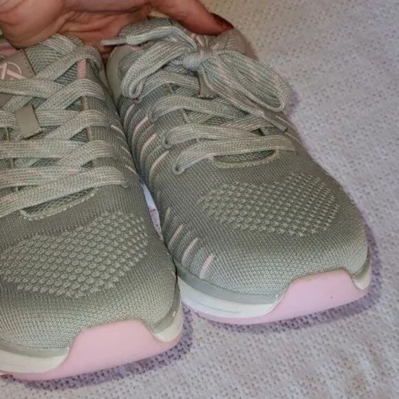 ZEBA Sz. 12 Silver &amp; Lt. Pink Hands Free Plantar Fasciitis Athletic Shoes